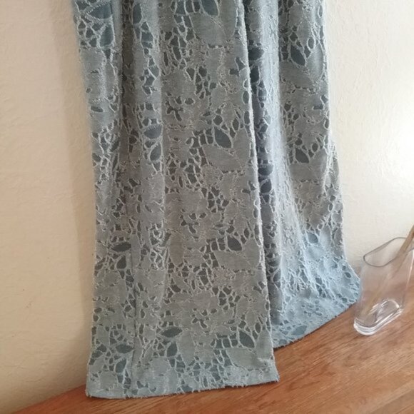 Dolan Maisie Blue Textured Floral Jumpsuit - Picture 8 of 16